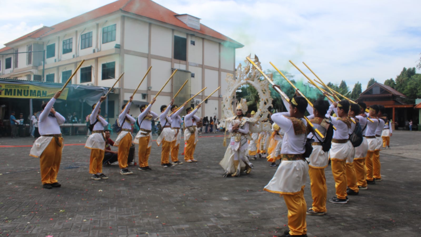 gambar 1